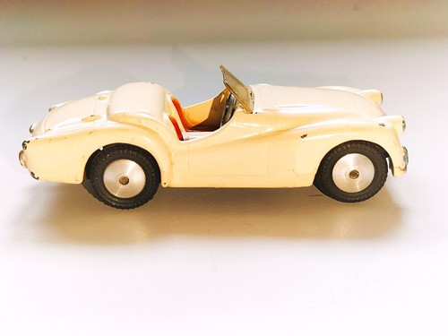 Corgi toys 301 triumph - corgi, tr2
