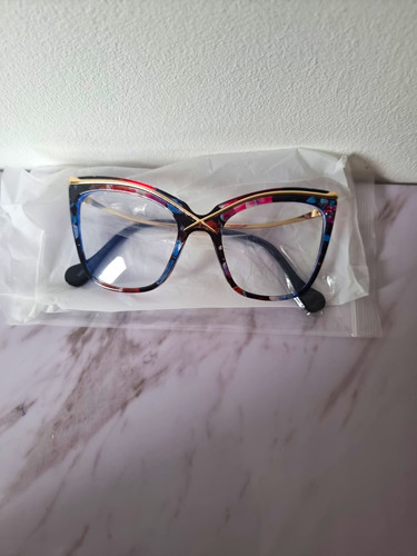 Cat eye full rim - full, plastic