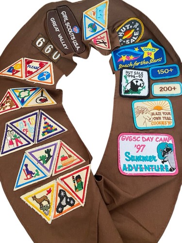 Vintage brownie girl scouts - vintage,