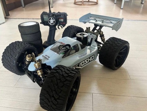Kyosho inferno mp9 nitro - kyosho,