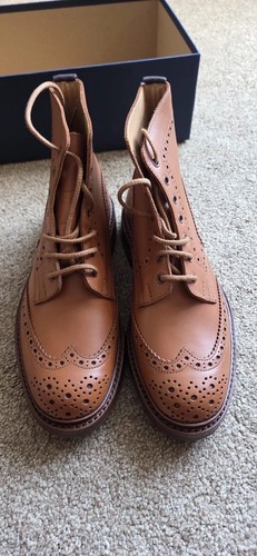Tricker stow boot with - tricker’s,