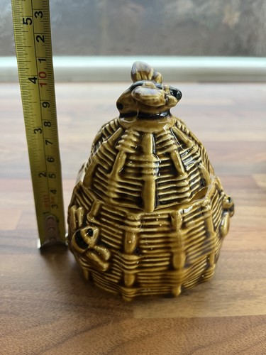 Vintage honey bee hive ceramic - hive,