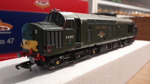 Class 411 in br - br, green