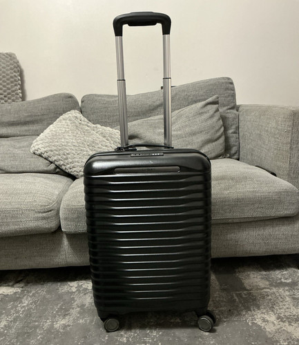 Samsonite black hard shell - samsonite,
