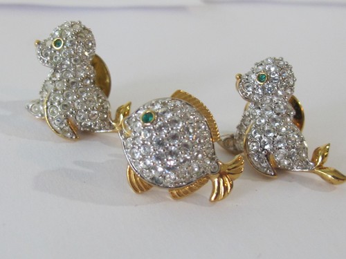 Swarovski signed crystal - swarovski,