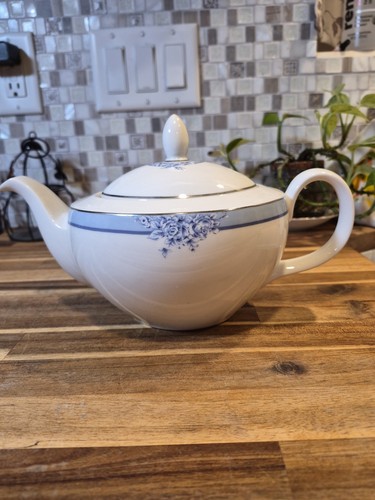 Vintage royal doulton new - doulton,