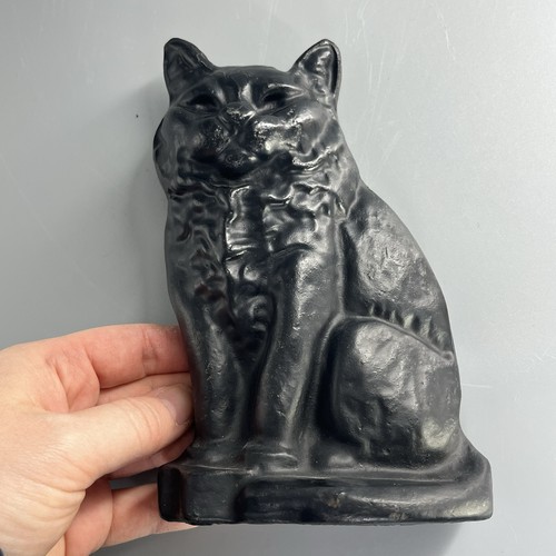 Vintage cast iron - cast,