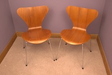 Pair of original Fritz Hansen Series 7 chairs, designed by Arne Jacobsen.