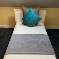 Elite Chenille Bed Runner