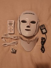 Luna and Skin light and