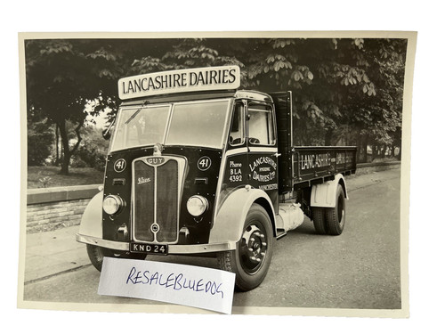 Vintage guy motors - vintage, lorry