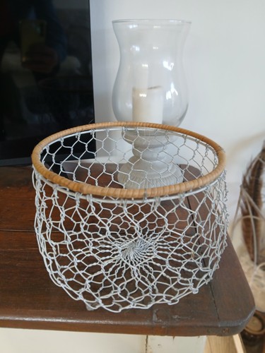 Pretty white shabby - white,