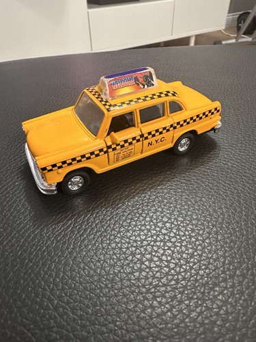 Classic nyc yellow - yellow, taxi