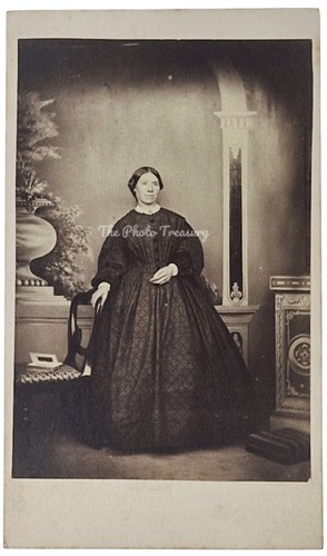 Cdv lady named - thomas, rudd