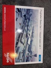 500 herpa model airport - 1/500,