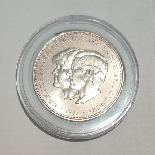 1981 s commemorative - £25,