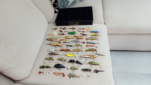 Large lure box full vintage - large,