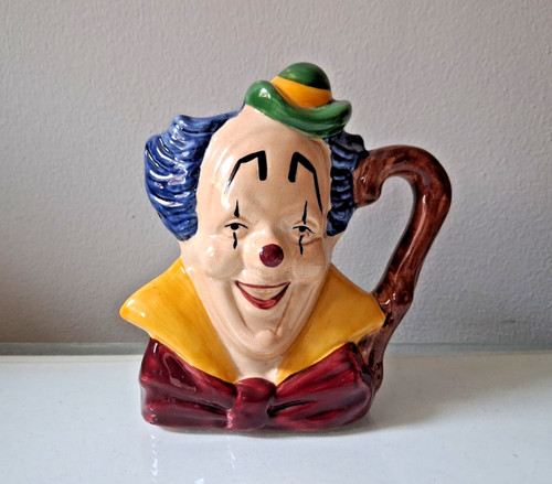 Shorter and son clown - son, toby