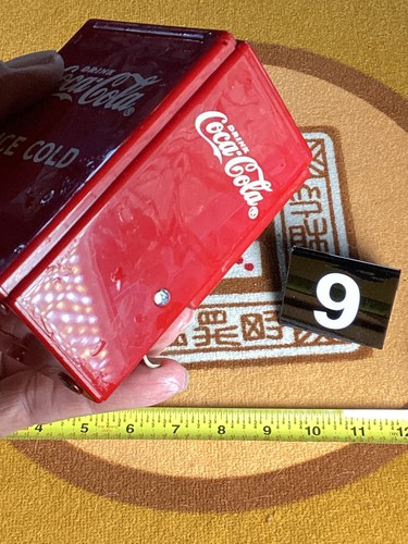 Coca cola soda pop - soda, vending