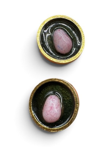 Vtg gold tone clip earrings - vtg,