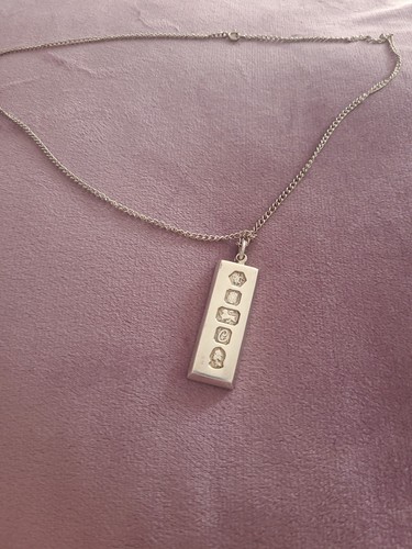 Vintage 1977 silver jubilee - silver,