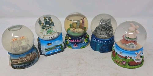 Snow globes 5 - snow, globes.