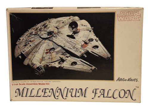 Star wars millenium falcon - wars,