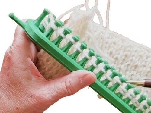Straight loom for knitting - for,