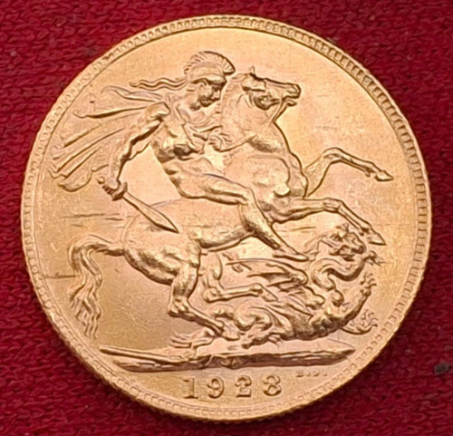 Gold sovereign 1928 - -, south