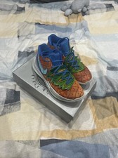 Kyrie 5 SpongeBob Pineapple