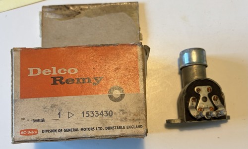 Vauxhall victor headlight - fb,