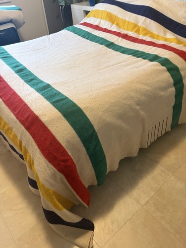 Authentic hudson bay hbc - bay,