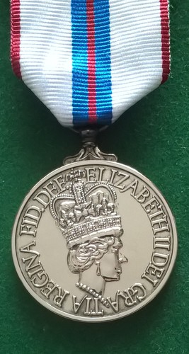 Silver jubilee medal qeii - silver,