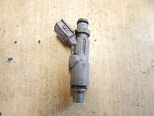 GENUINE 1999 - 2005 LEXUS IS200 2.0L PETROL FUEL INJECTOR 23250-70120