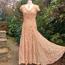 LACE MAXI DRESS Full Circle