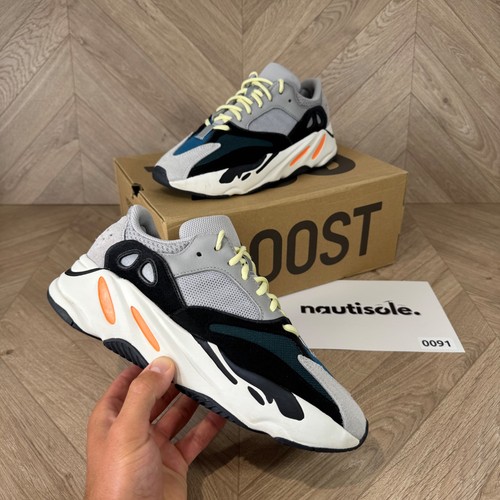 Adidas yeezy boost - yeezy, wave