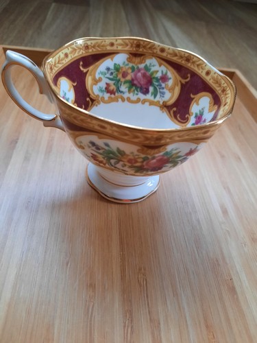 Vintage royal albert fine - albert, bone