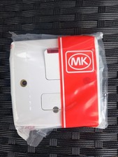 MK K370 WHI 13 AMP DP SWITCHED