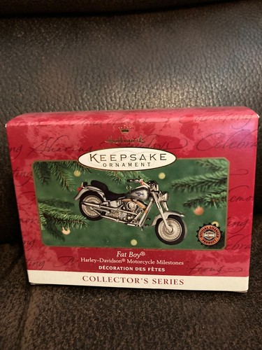 Hallmark keepsake ornament - hallmark,