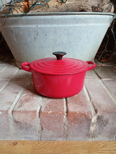 Creuset casserole dish - le,