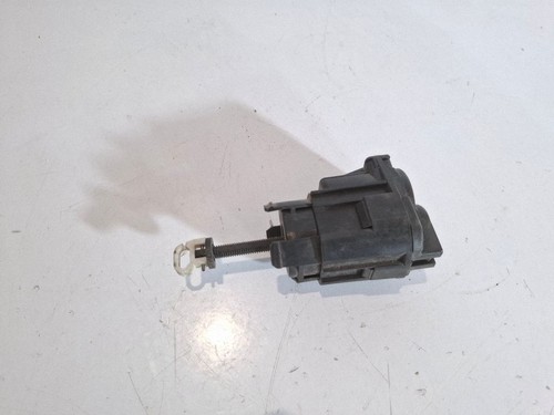 Saab 900 1997 headlight level