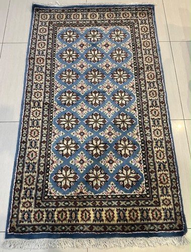 Vintage hand knotted area rug - vintage,