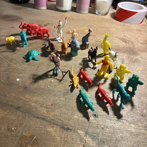 Vintage lot plastic figures - vintage,