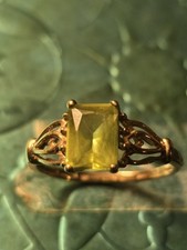 Peridot 9ct GOLD size P