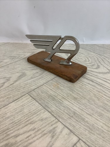 Austin bonnet emblem badge - emblem,