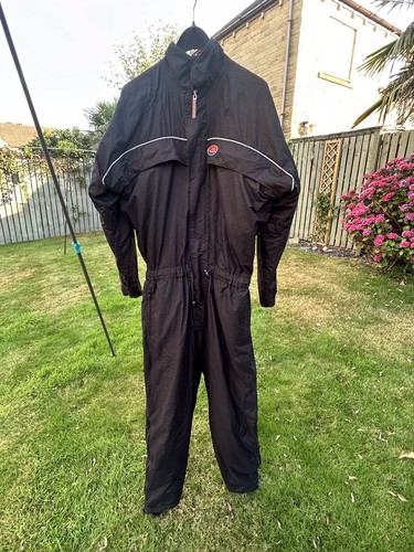 Scuba diving drysuit undersuit