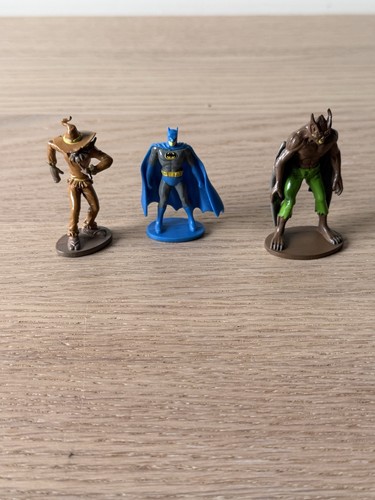 Comics small plastic - small,