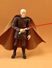 STAR WARS COUNT DOOKU FIGURE