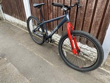 Argos Cascade Dive 26 Inch Wheel Size Unisex Jump Mountain Bike