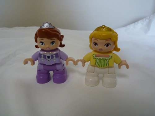 Lego duplo two princess - two,